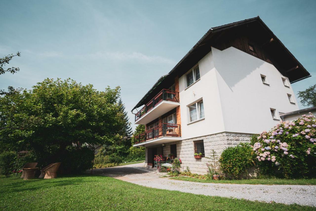 Apartmaji Retro Spodnje Gorje Exteriér fotografie